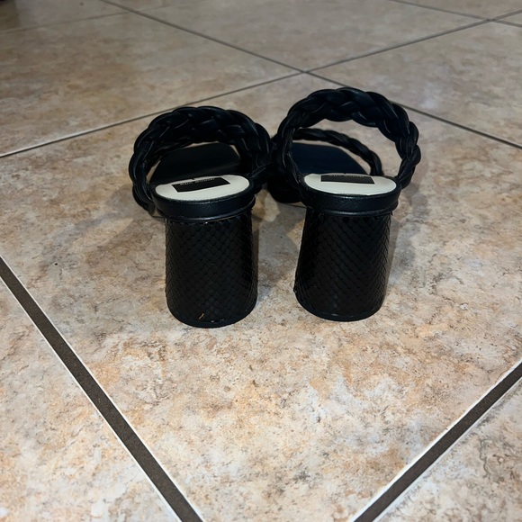 Dolce Vita Black Braided Wedges Size 8.5 - Picture 2 of 5